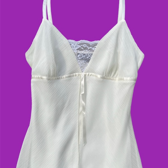 BCX Feminine top light cream - Picture 2 of 2